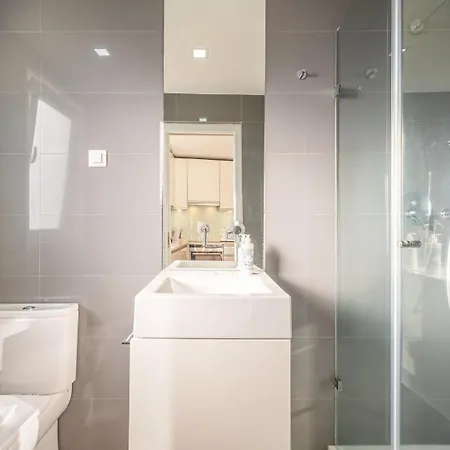 Апартаменты Guestready - Sunny Spacious In Belem Лиссабон